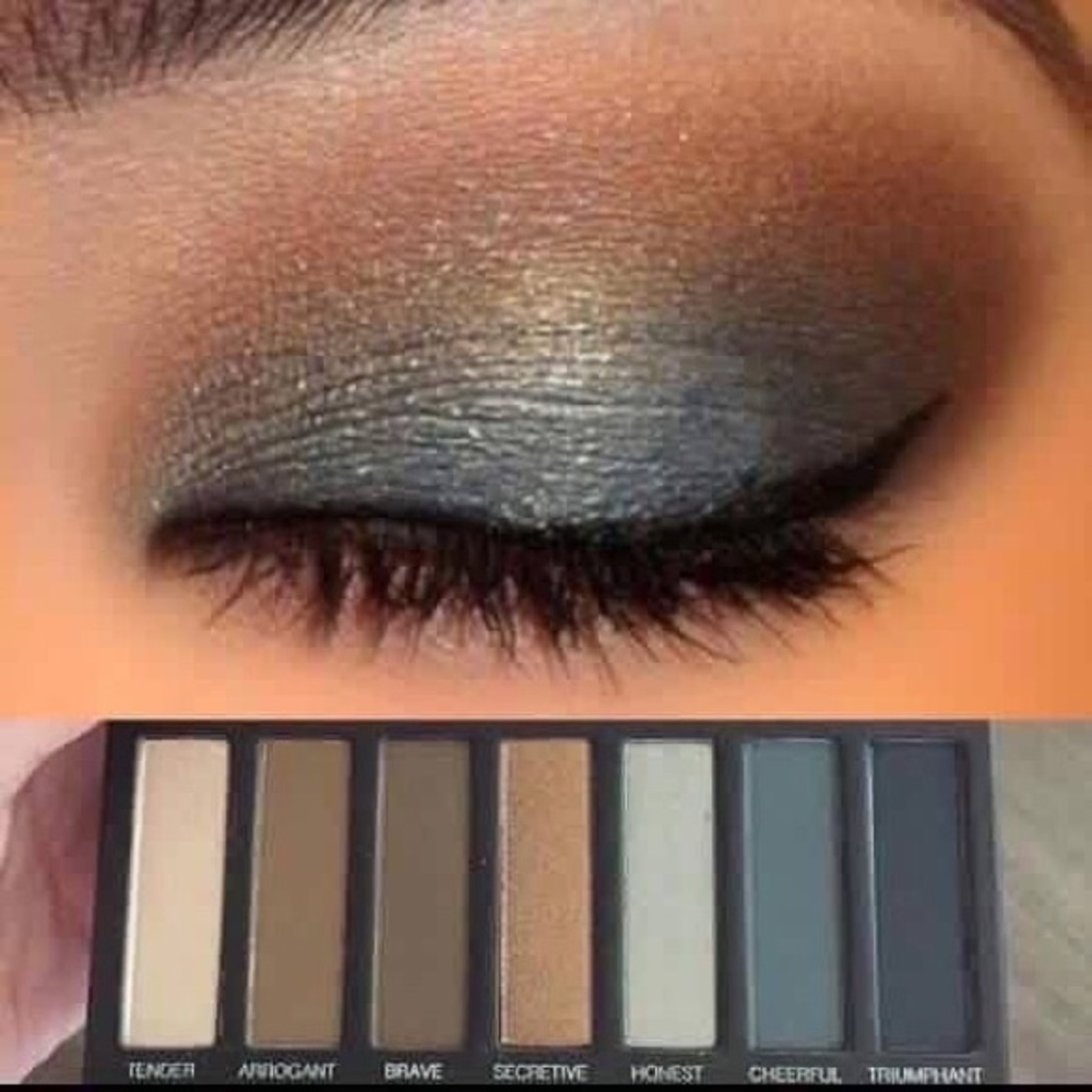 YOUNIQUE PALETTE 4